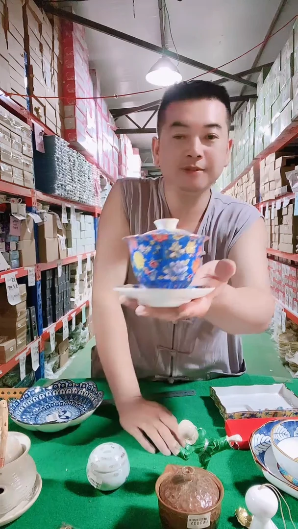 瓷片碗碟好物一件不留@@1