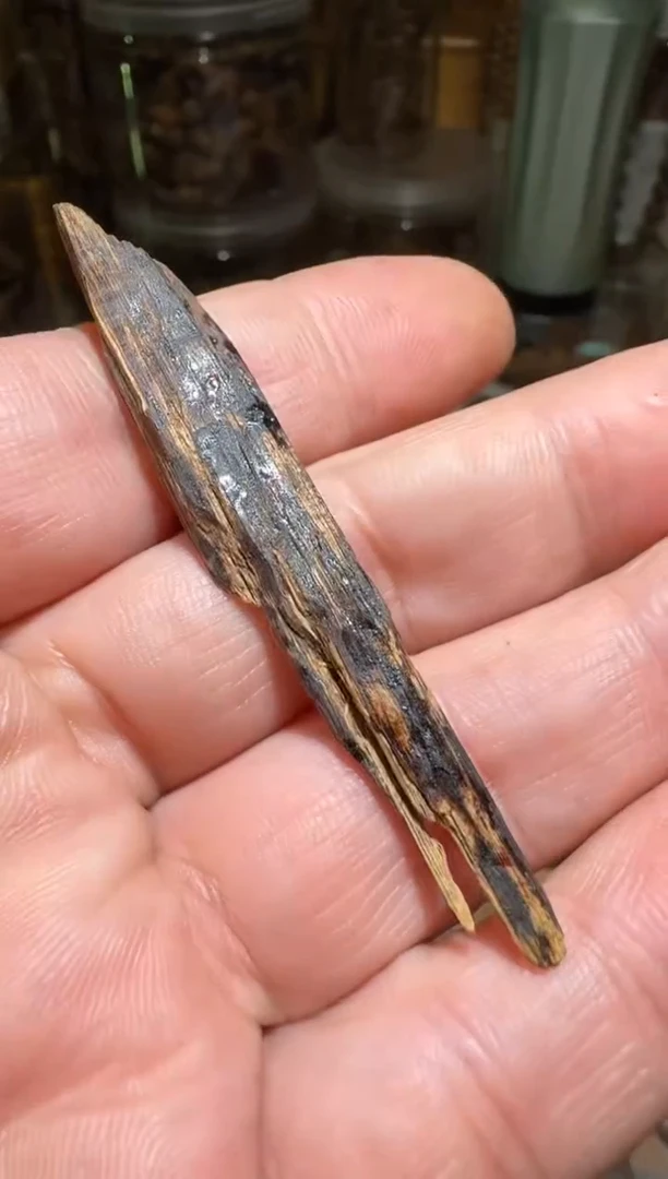 沉香沉香碎屑西马1.4克