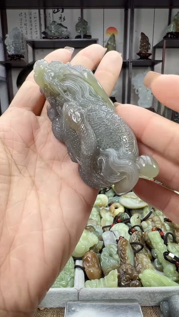 未镶嵌和田玉把件1