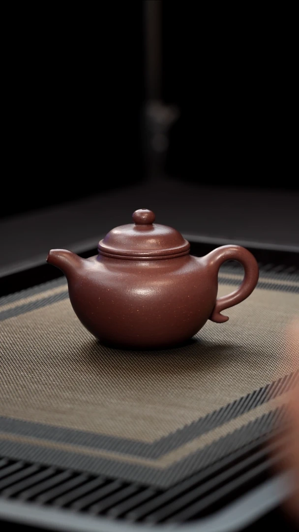 茶壶紫砂全手工底槽清莲子230cc