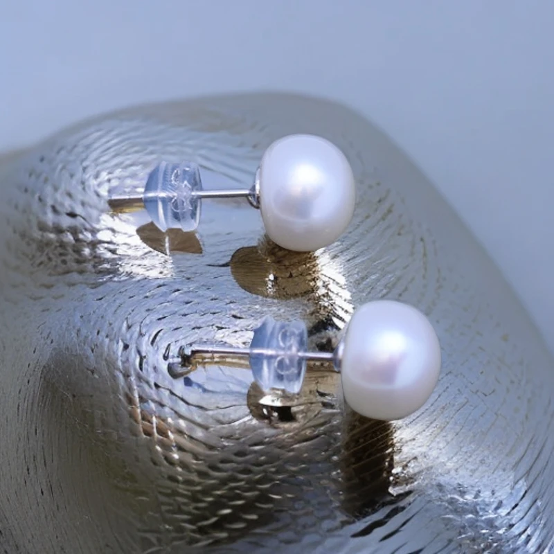 诸暨淡水扁圆珍珠耳钉S925银针素钉简约日韩风耳饰白色
