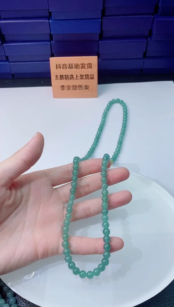 翡翠未镶嵌颈饰1111111111