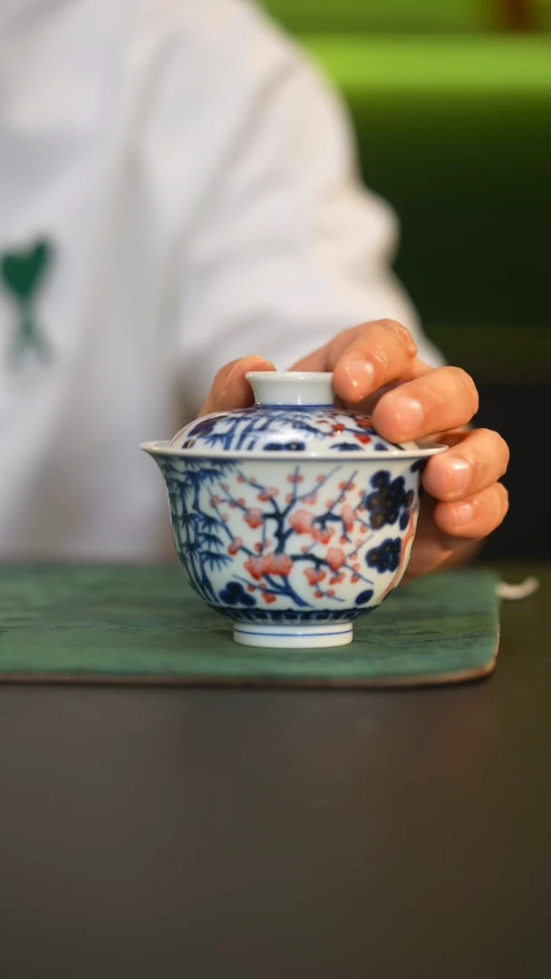 瓷片