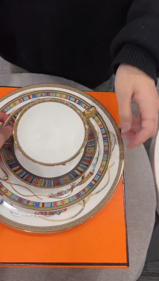 【闪购商品】杯H826--------------