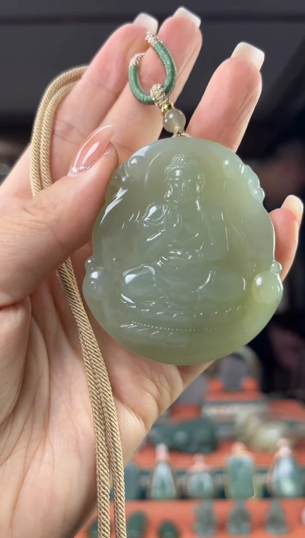 颈饰未镶嵌和田玉佩佩 狗