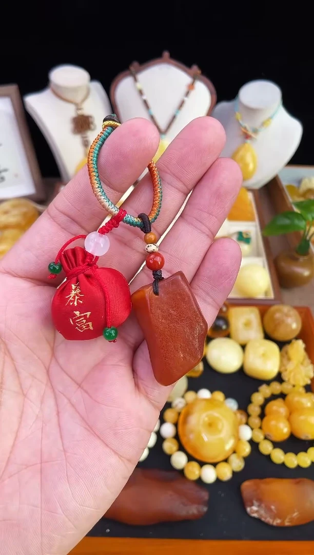 琥珀未镶嵌珠宝奇石柒月