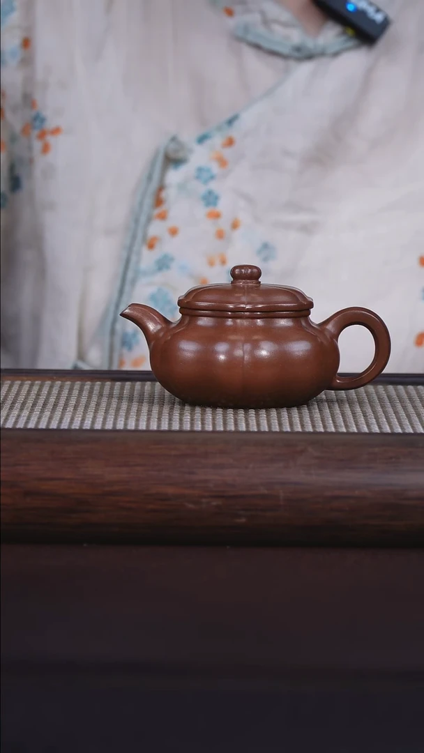 茶杯紫砂关注主播即可参与竞拍