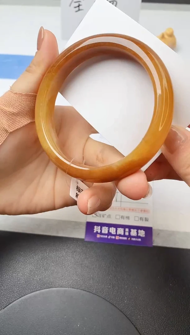 【闪购商品】石英质玉手镯未镶嵌139