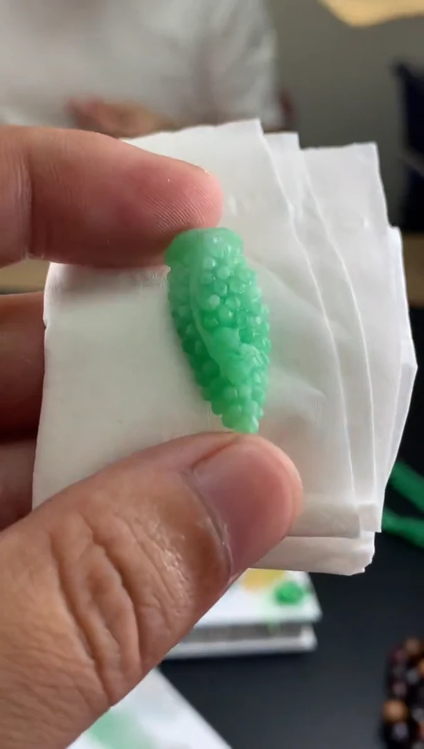 【闪购商品】定制翡翠未镶嵌翡翠