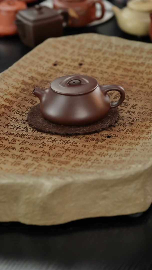 【闪购商品】紫砂茶壶二统老紫泥平盖石瓢150cc