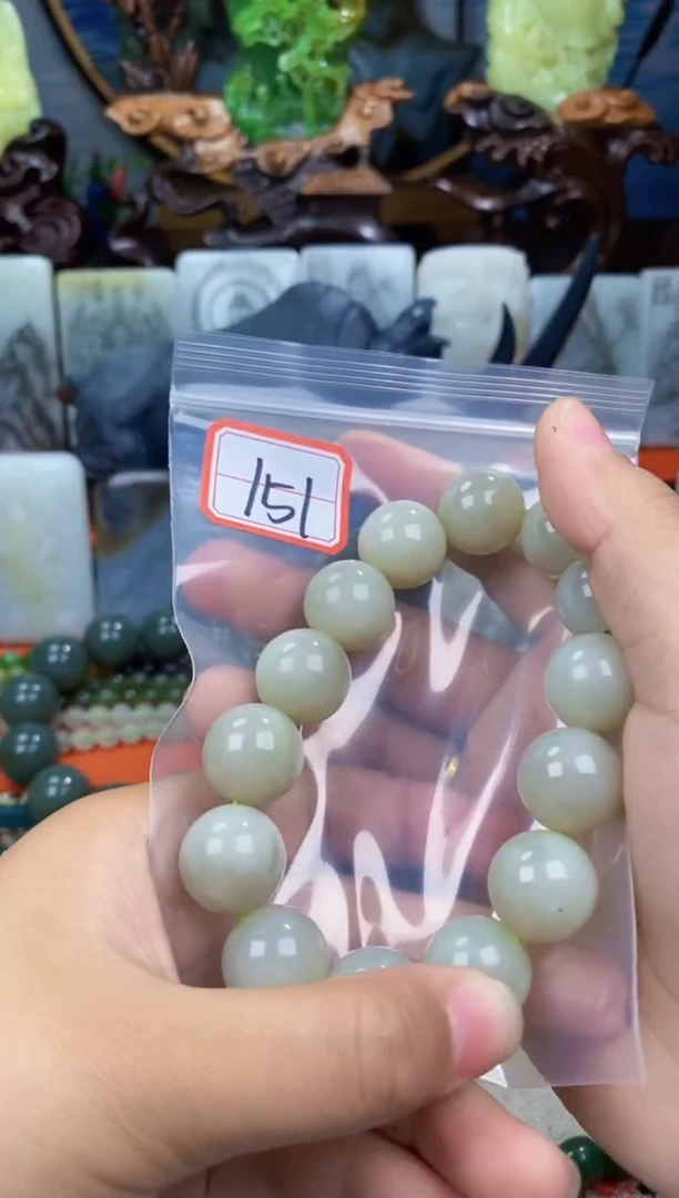 和田玉未镶嵌挂件和田玉