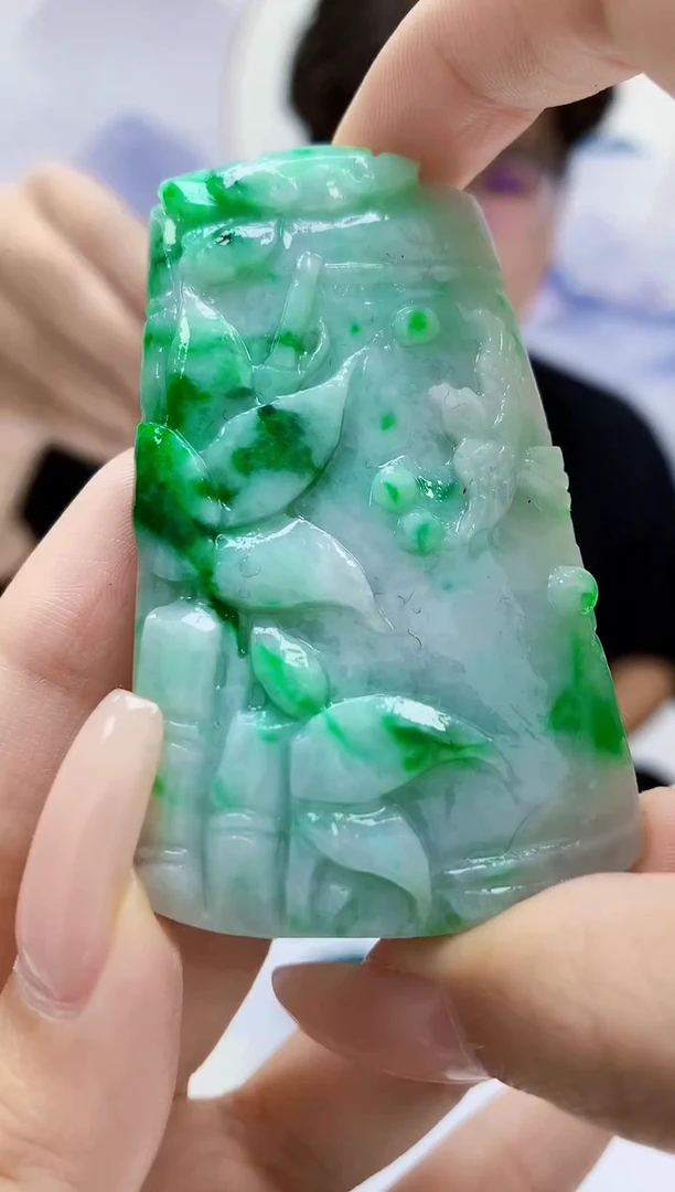 定制翡翠未镶嵌4688xx-毛货挂件176