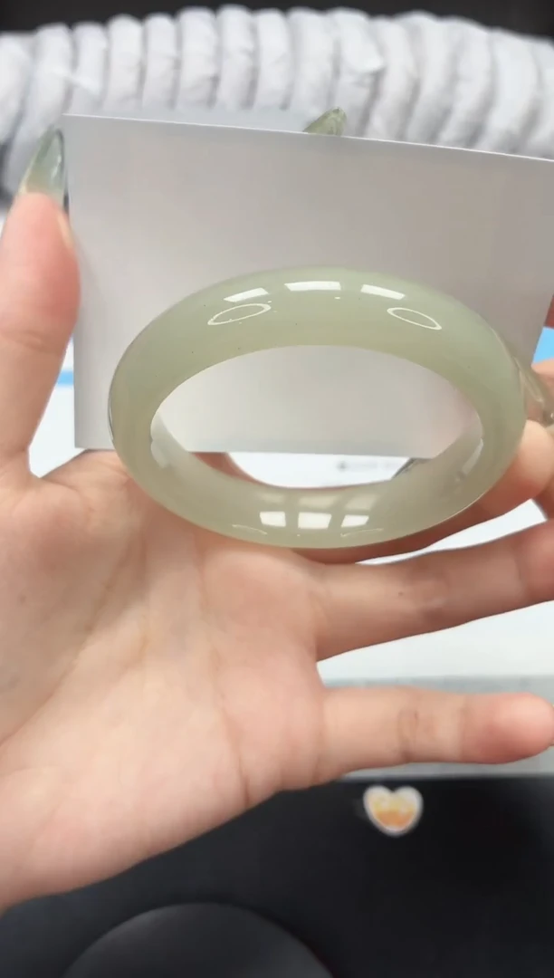 石英质玉手镯未镶嵌82/东陵56.2