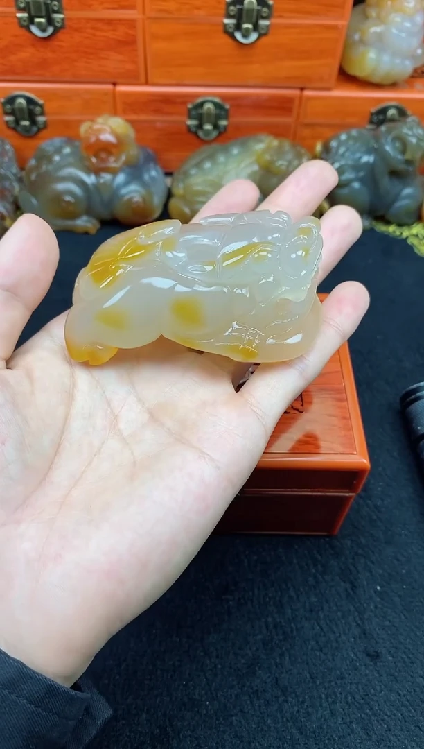未镶嵌玛瑙/玉髓珠宝奇石G*G0