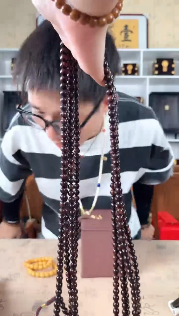 黄花梨/降香黄檀卡8 圆珠108颗