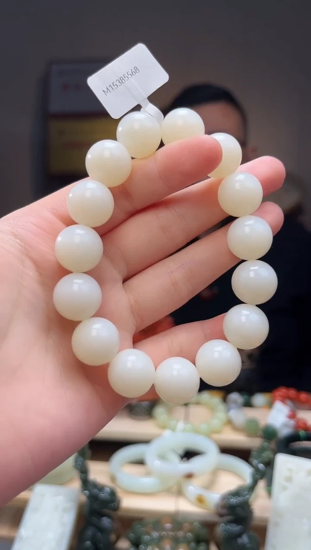 颈饰未镶嵌和田玉唐*戒手串