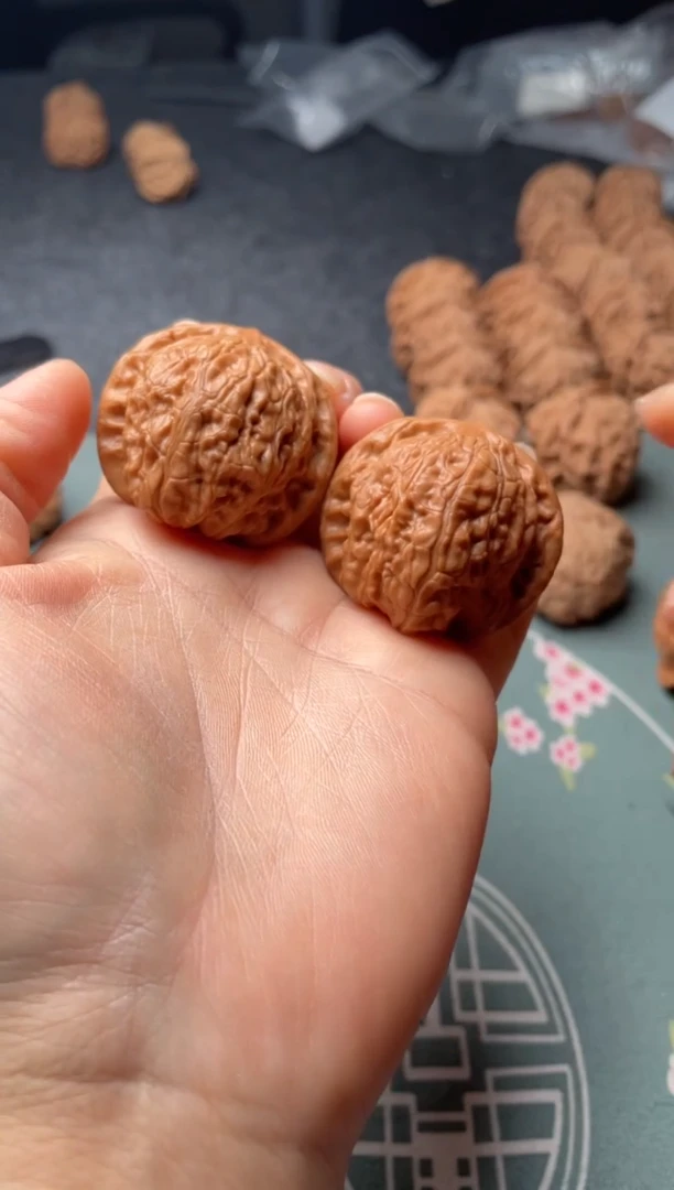 把件文玩核桃w189  乾隆磨 39尺