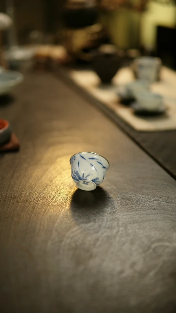阿眠      清物堂柴窑青花游鱼杯矮