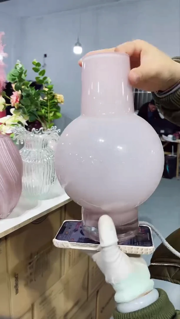 【闪购商品】玻璃燕姐花瓶-微瑕花瓶--268F