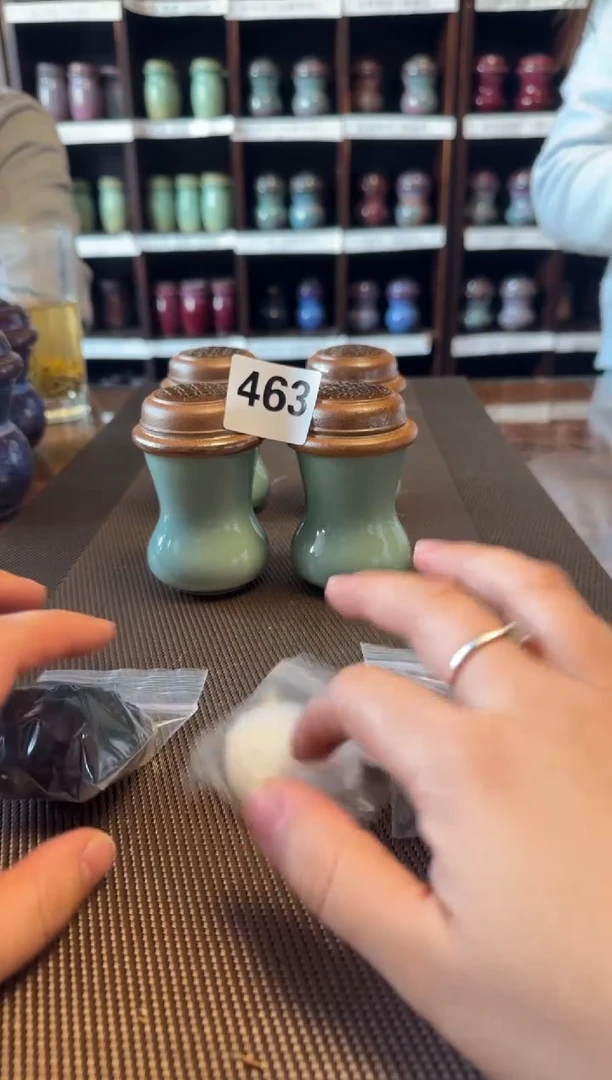 【闪购商品】天青色   金钱扁   一对   463