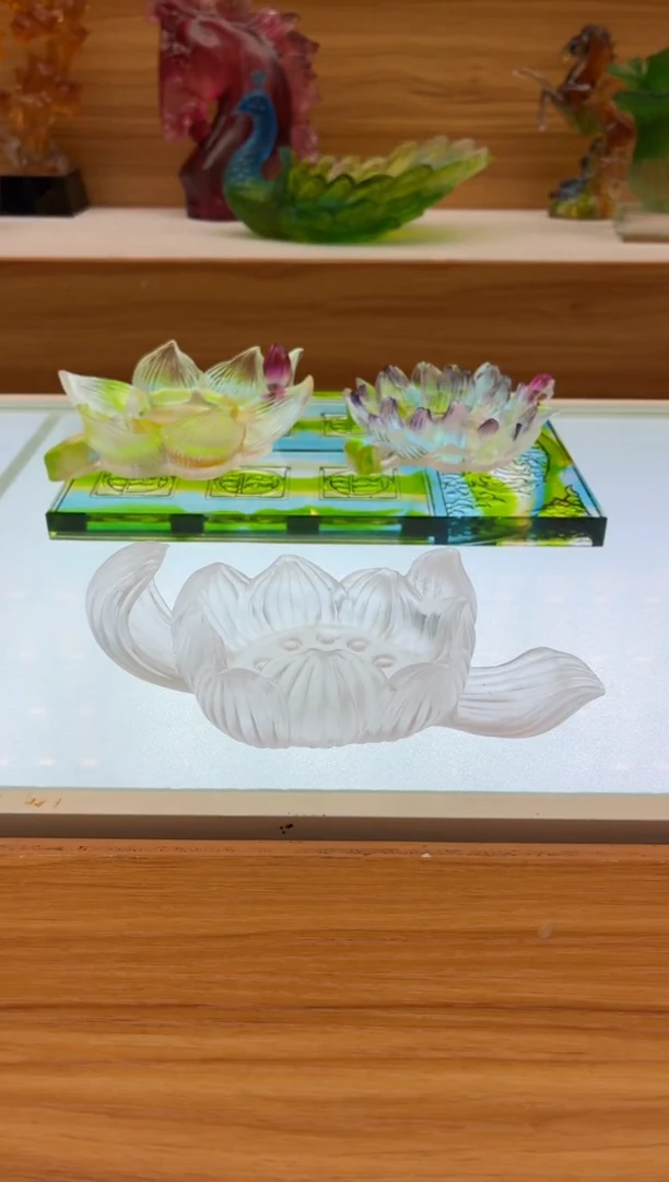 手工艺品琉璃白色花开见佛底座16*8.5公分