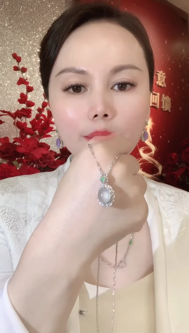 吊坠(不含链)18K金镶嵌翡翠A68