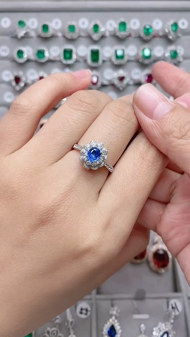 【闪购商品】蓝宝石18K金戒指18K金镶嵌.