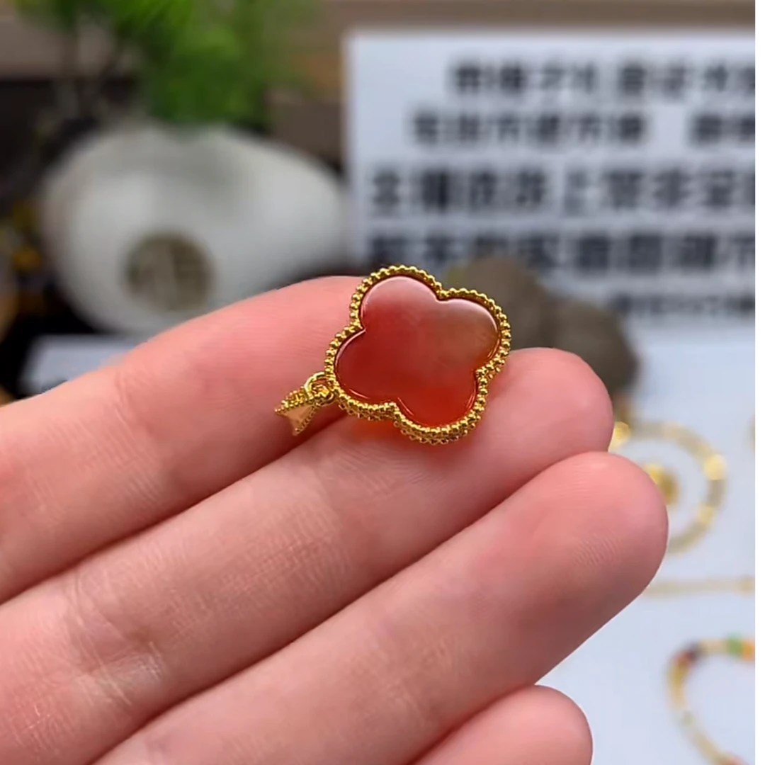 18k金四叶草吊坠-100303多样性发其一（金克重联系客服）