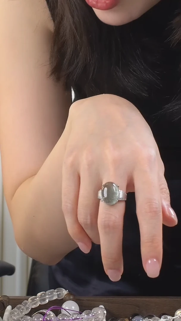 银S925镶嵌戒指水晶戒指