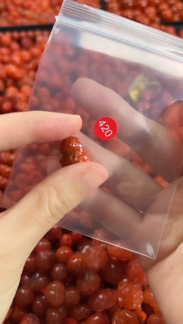 颈饰未镶嵌南红玛瑙1