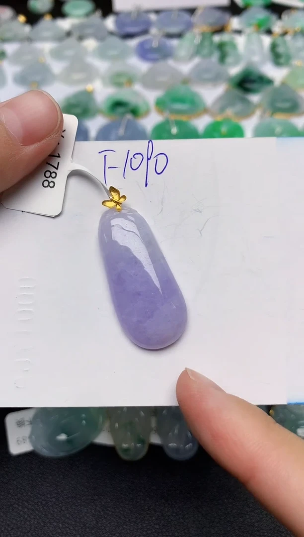 颈饰18K金镶嵌翡翠天然缅甸A货翡翠百元以上9元证书费自理