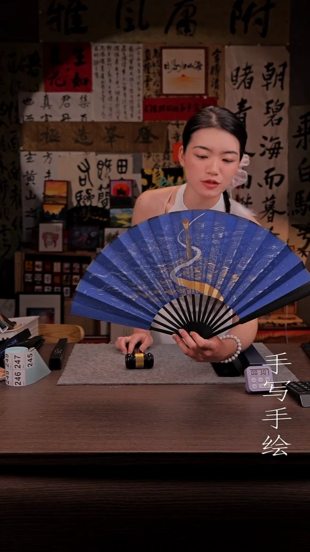 国画疯***梦245- 10寸 手写  扇子