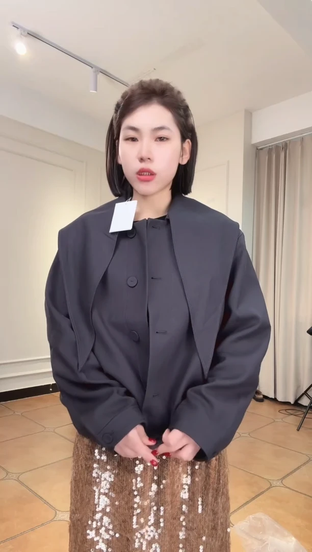 薇*安设计师品牌深色衬衫外套