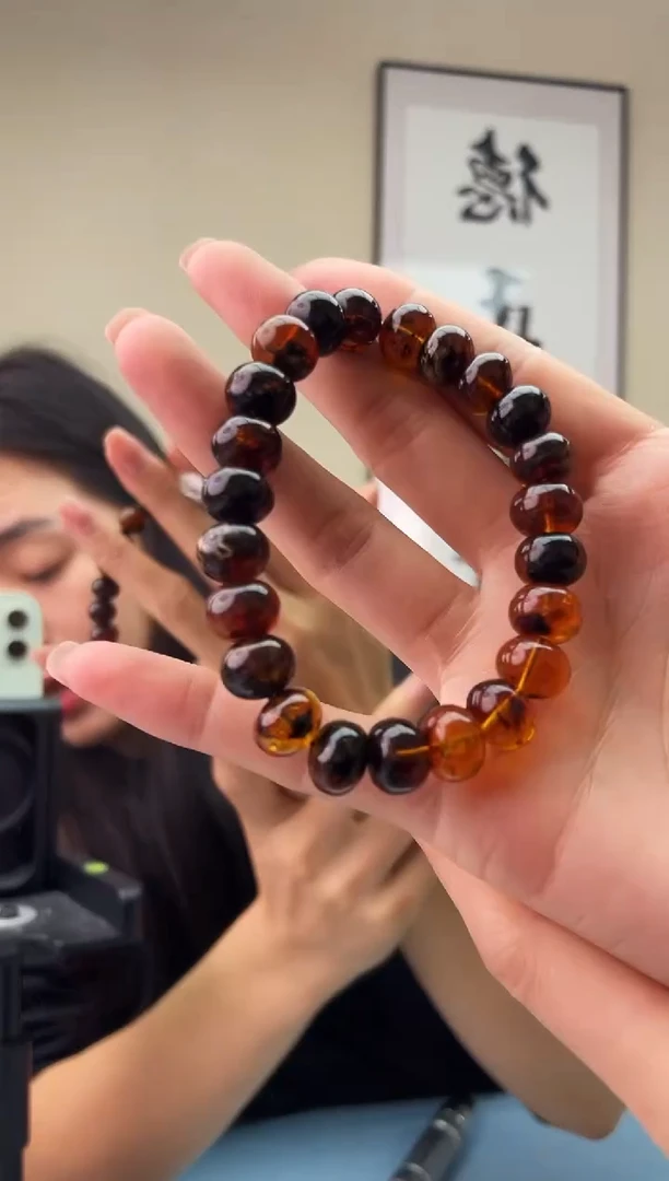 琥珀未镶嵌珠宝奇石T010+抚顺黑花假一罚十，多样性发一件