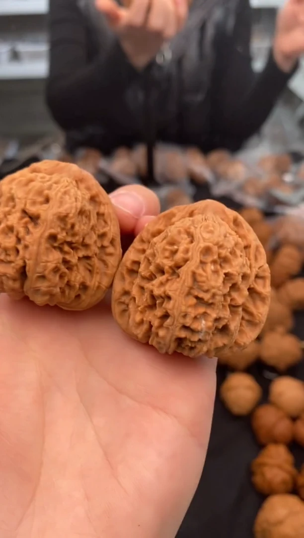 【闪购商品】文玩核桃把件南疆石41-u165