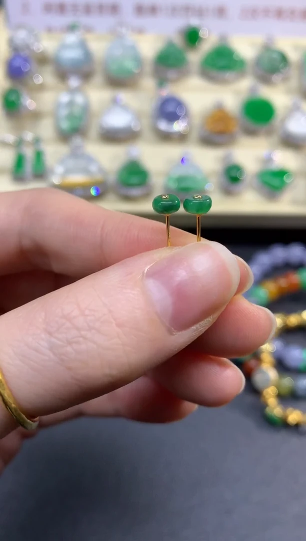 翡翠18K金镶嵌耳饰耳饰|200+30