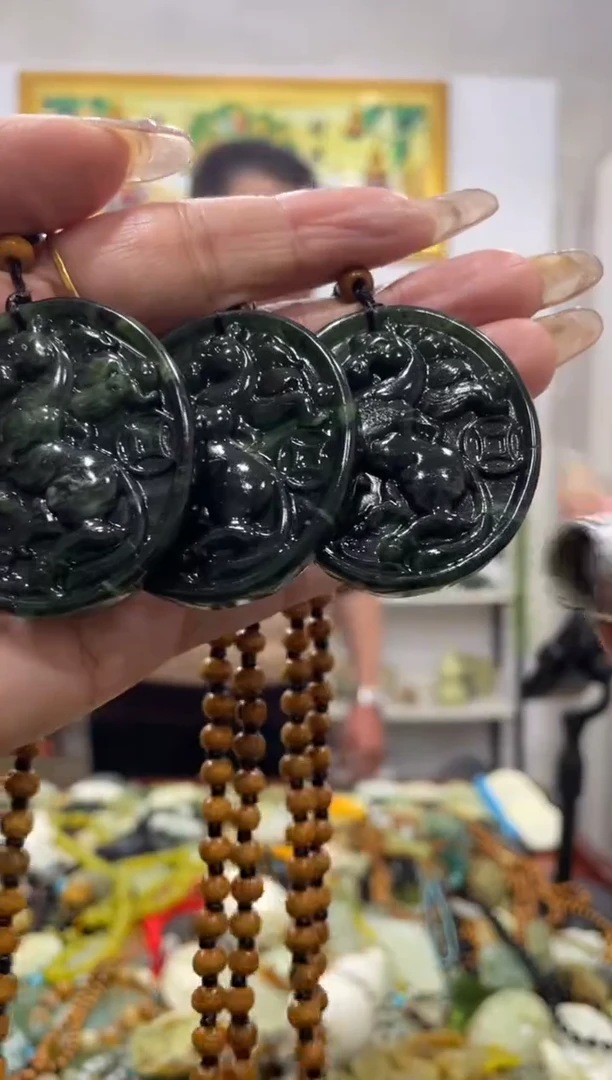 【闪购商品】岫玉吊坠未镶嵌多样性发货其中发一件