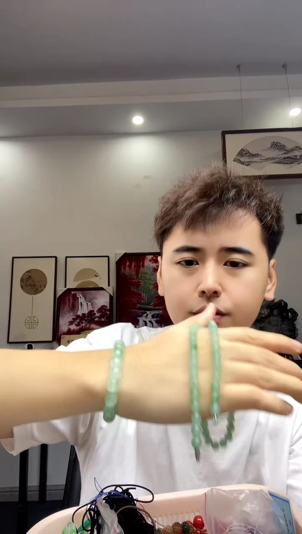 石英质玉未镶嵌颈饰非洲翠手串＋妈妈链拍一发二