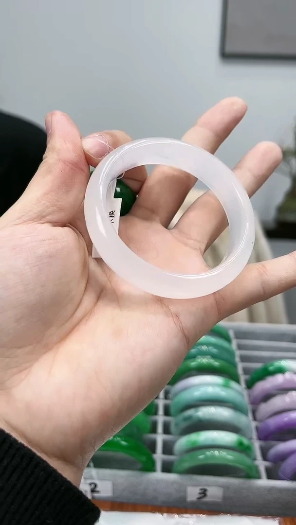 【闪购商品】砖雕s42 白月光手镯 圈口55.1