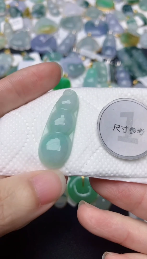 颈饰未镶嵌翡翠天然缅甸A货翡翠