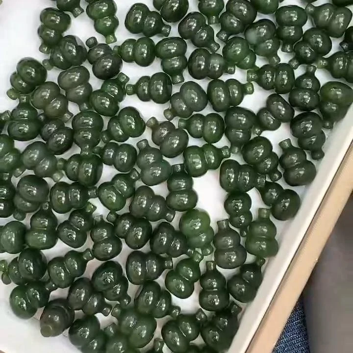 约16*11mm和田玉碧玉菠菜绿葫芦多样性发一