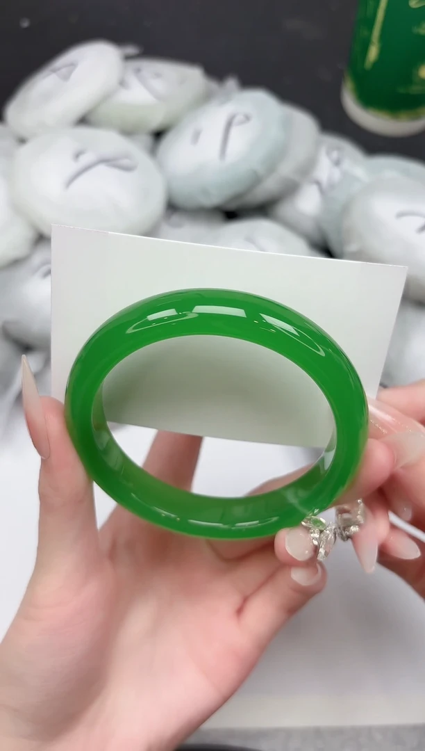 未镶嵌手镯石英质玉339-65