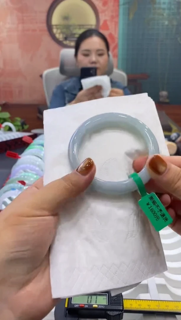 未镶嵌手镯翡翠00014104