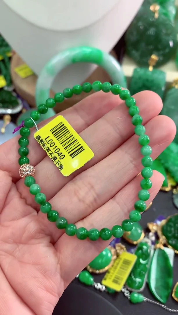 吊坠(不含链)未镶嵌翡翠天然缅甸翡翠A货