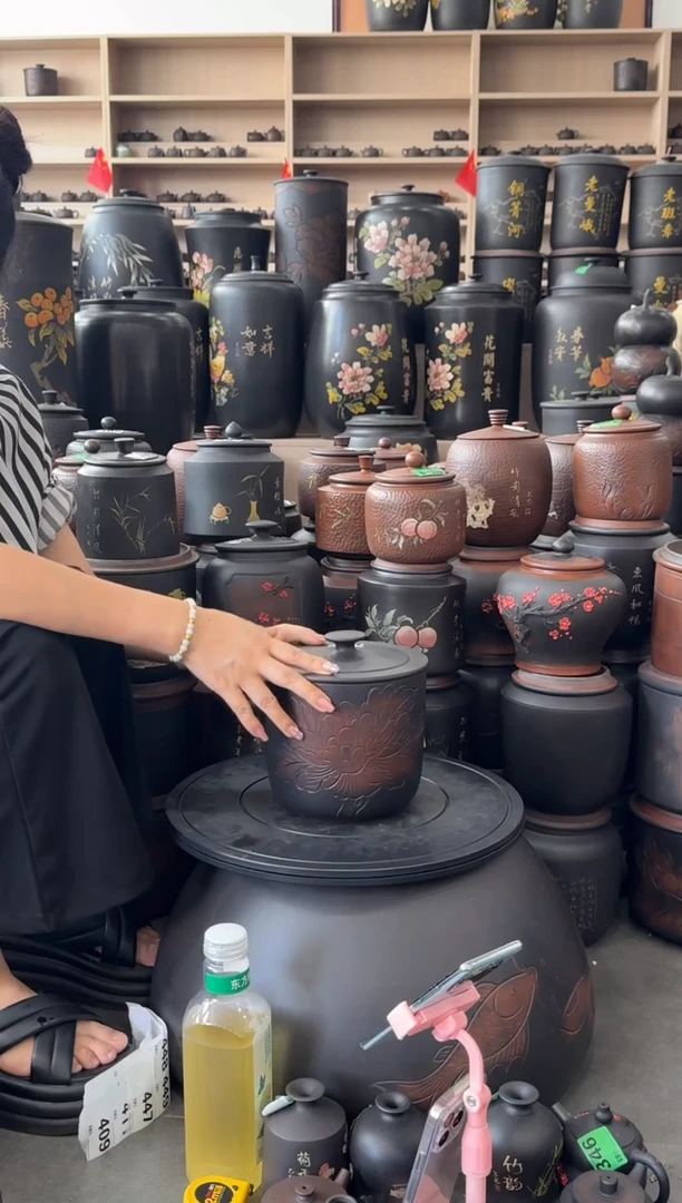 罐瑕疵茶叶罐  073  牡丹花小五饼