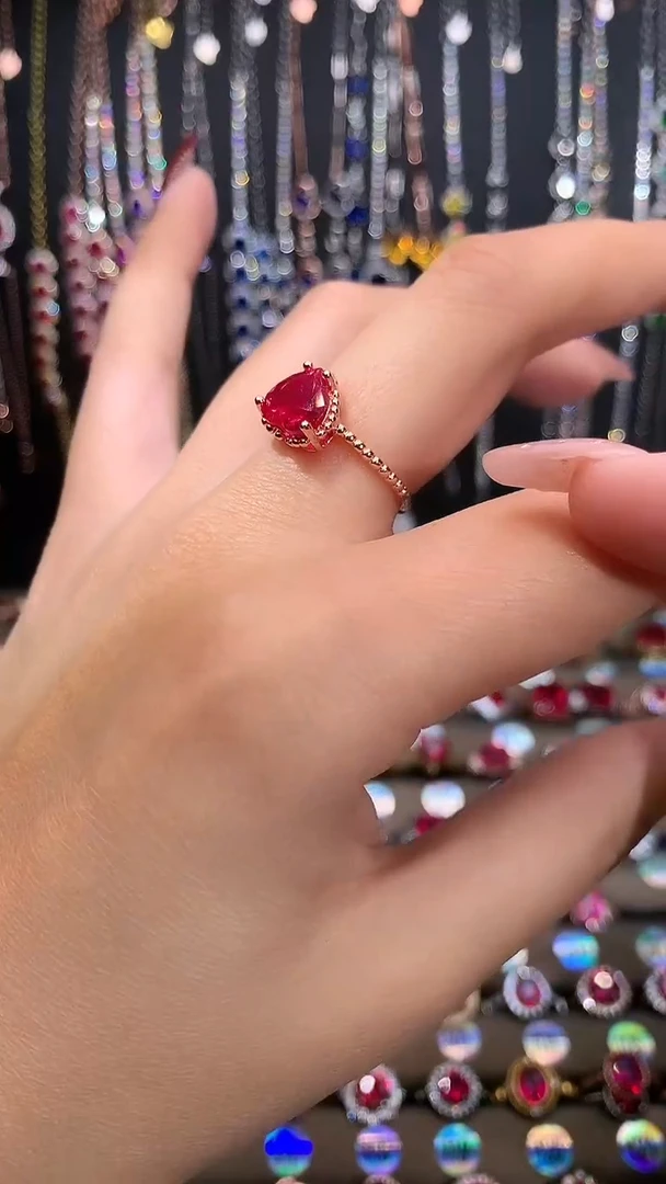 【闪购商品】红宝石戒指银S925镶嵌8玫瑰金