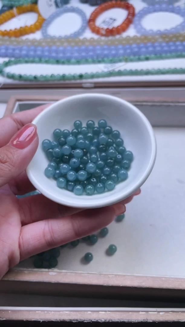 【闪购商品】翡翠手链未镶嵌散珠多样性发自选