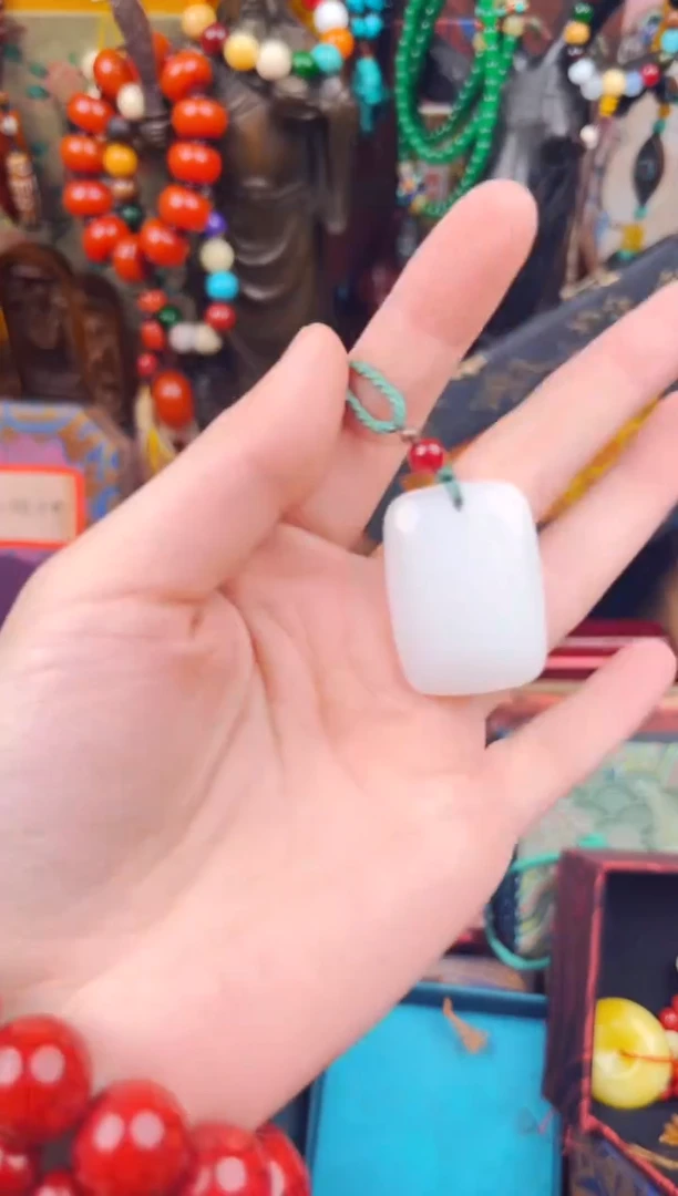 和田玉未镶嵌吊坠(赠链)飞姐精品专属推荐94