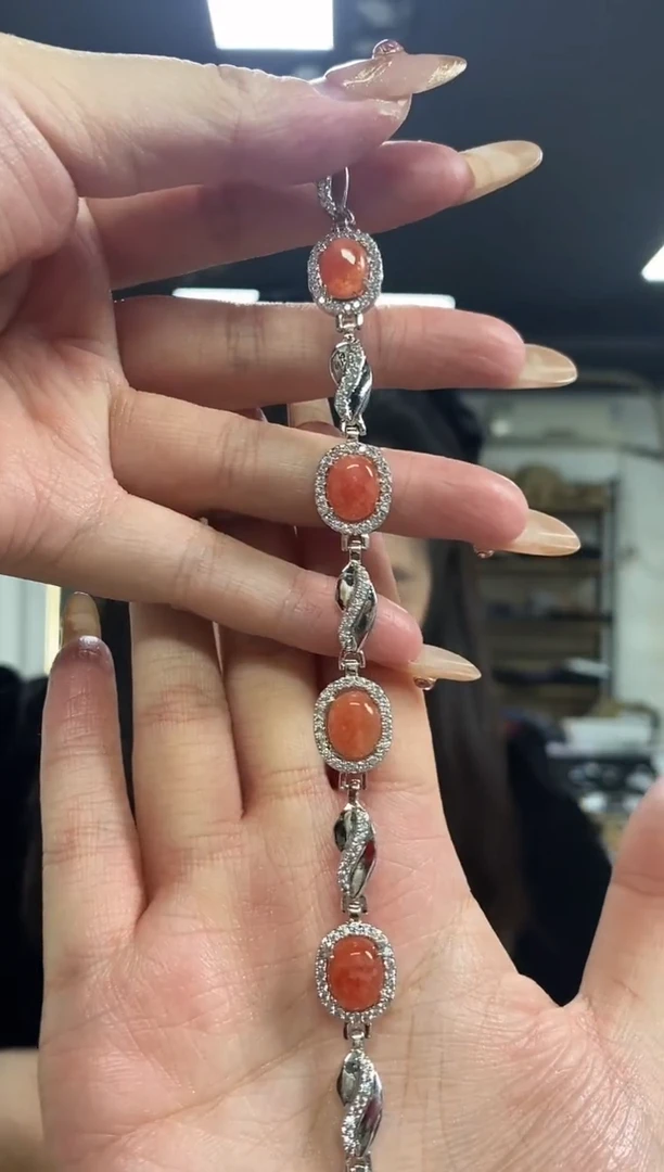 【闪购商品】菱锰矿（红纹石）上来未镶嵌多样性发其一颜色微差