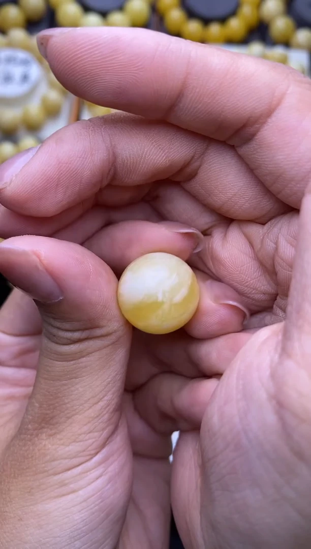 裸石琥珀未镶嵌大小姐珠宝38